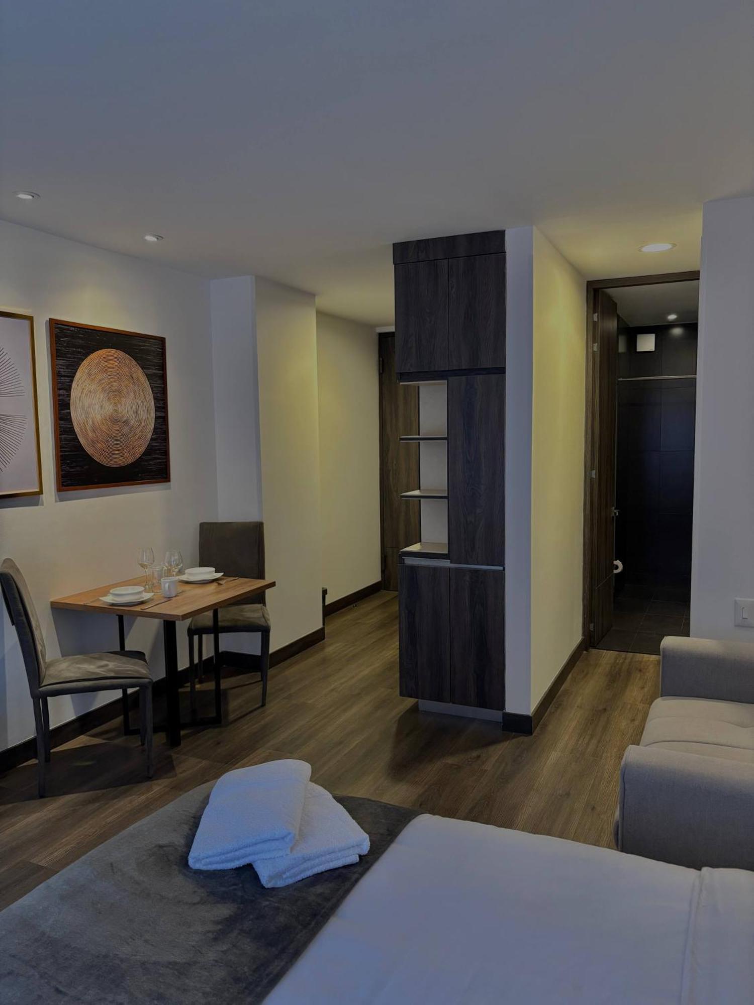 Appartement Loft Minimalista De Lujo Con Balcon En Zona Prime Bog - Morph