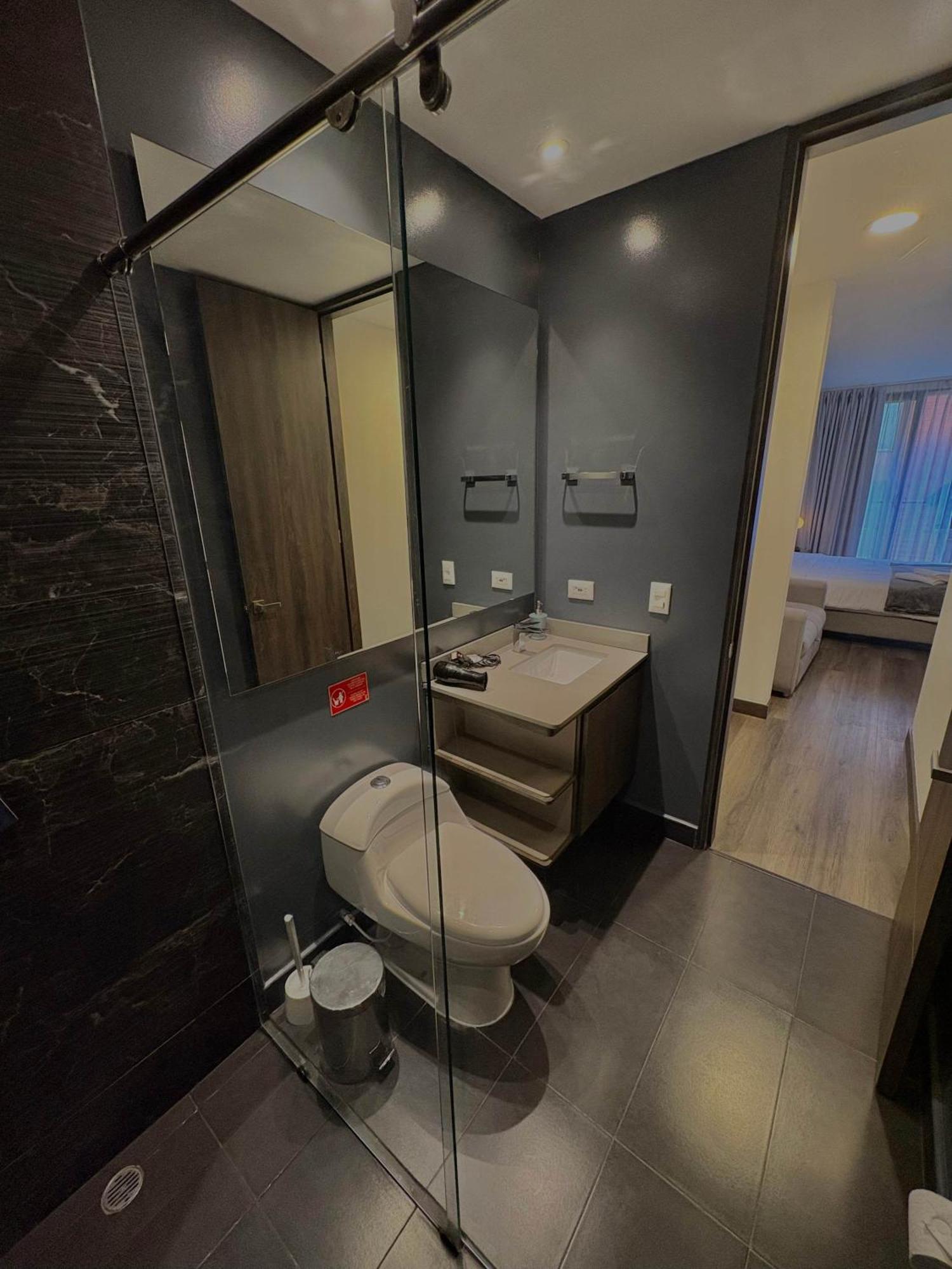 Appartement Loft Minimalista De Lujo Con Balcon En Zona Prime Bog - Morph